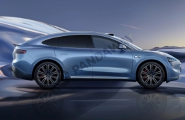 Luxeed R7 с запасом хода 1673 км: начались предзаказы нового гибрида от Huawei и Chery