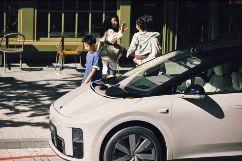 Li Auto i8